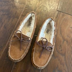 UGG Dakota Slippers size 7